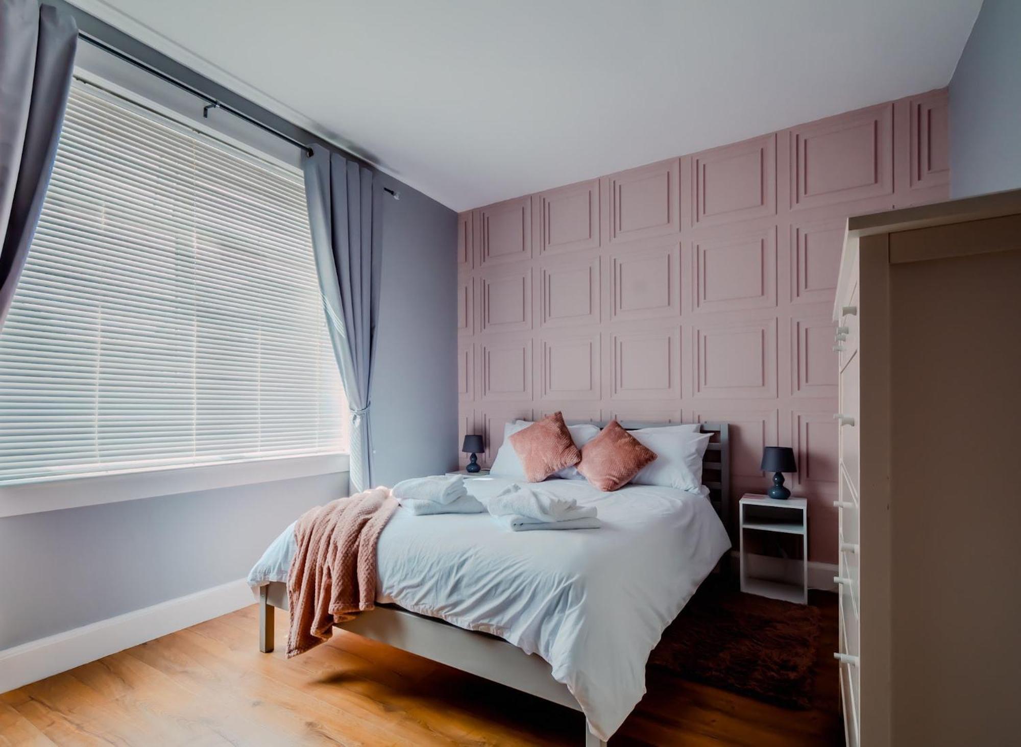 Crewe Apartment - 2 Bed, Free Off Street Parking And Private Garden Edinburgh Ngoại thất bức ảnh