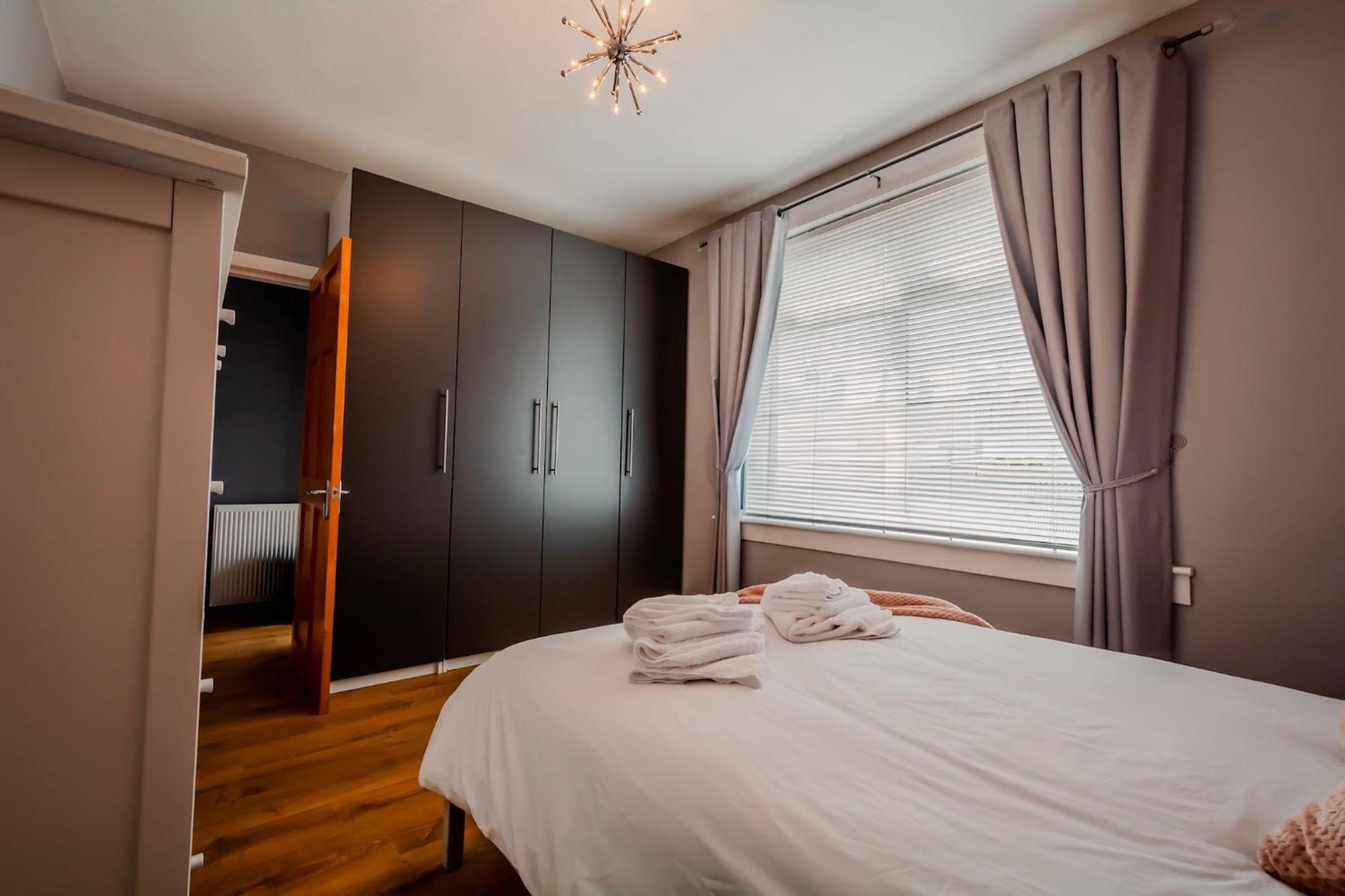 Crewe Apartment - 2 Bed, Free Off Street Parking And Private Garden Edinburgh Ngoại thất bức ảnh