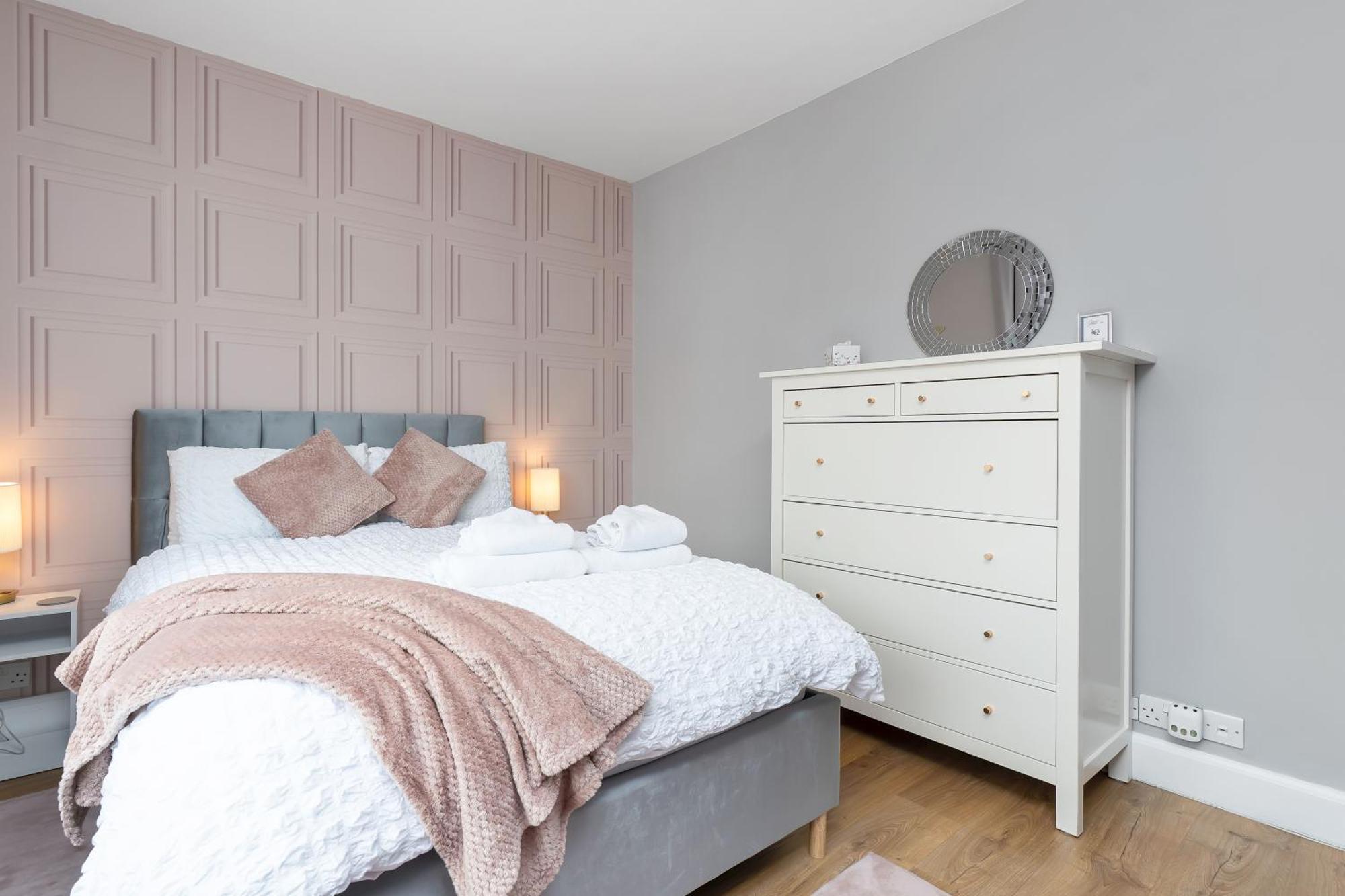 Crewe Apartment - 2 Bed, Free Off Street Parking And Private Garden Edinburgh Ngoại thất bức ảnh