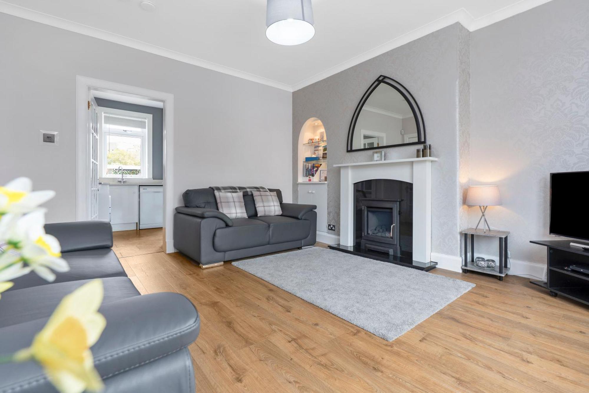 Crewe Apartment - 2 Bed, Free Off Street Parking And Private Garden Edinburgh Ngoại thất bức ảnh