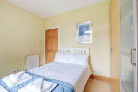 Crewe Apartment - 2 Bed, Free Off Street Parking And Private Garden Edinburgh Ngoại thất bức ảnh